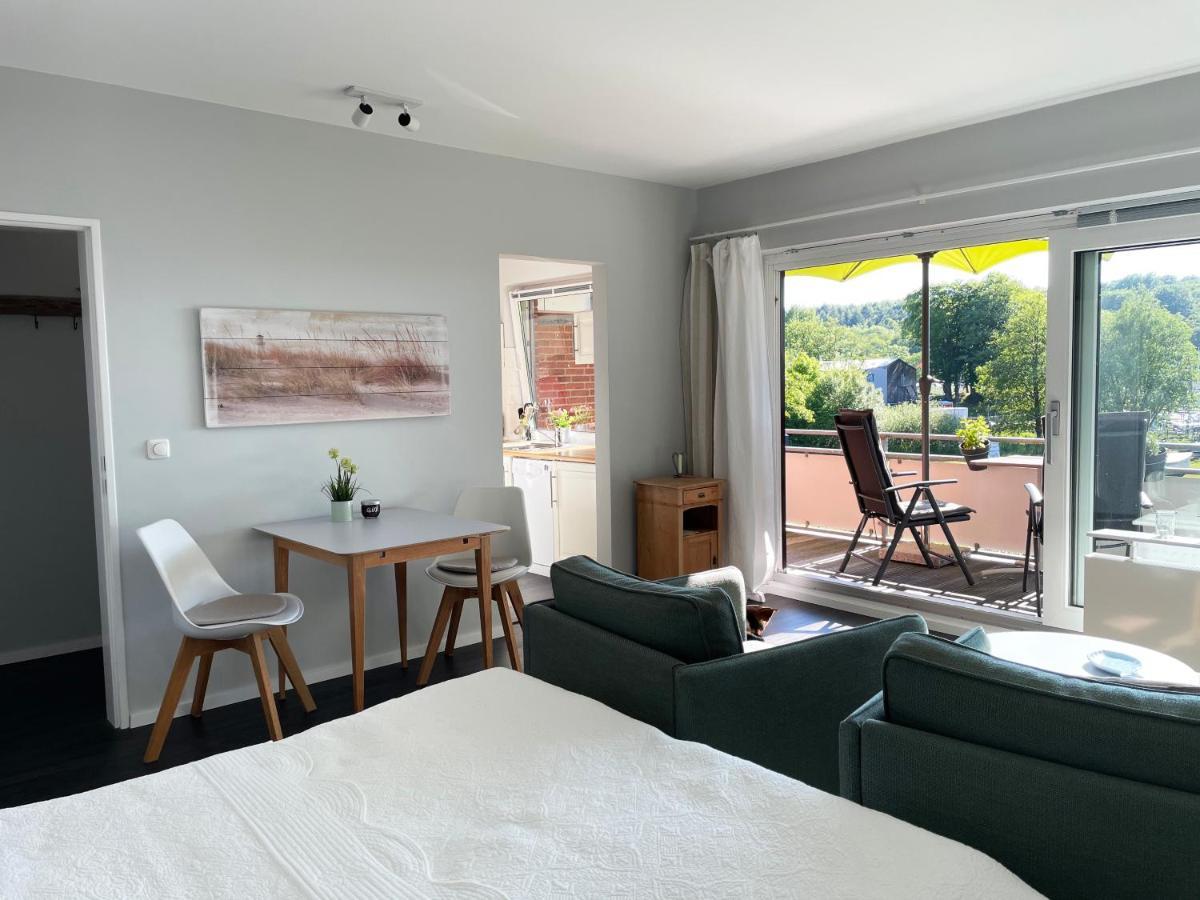 Ferienwohnung Yachthafen-Foerdeblick Глюксбург Экстерьер фото