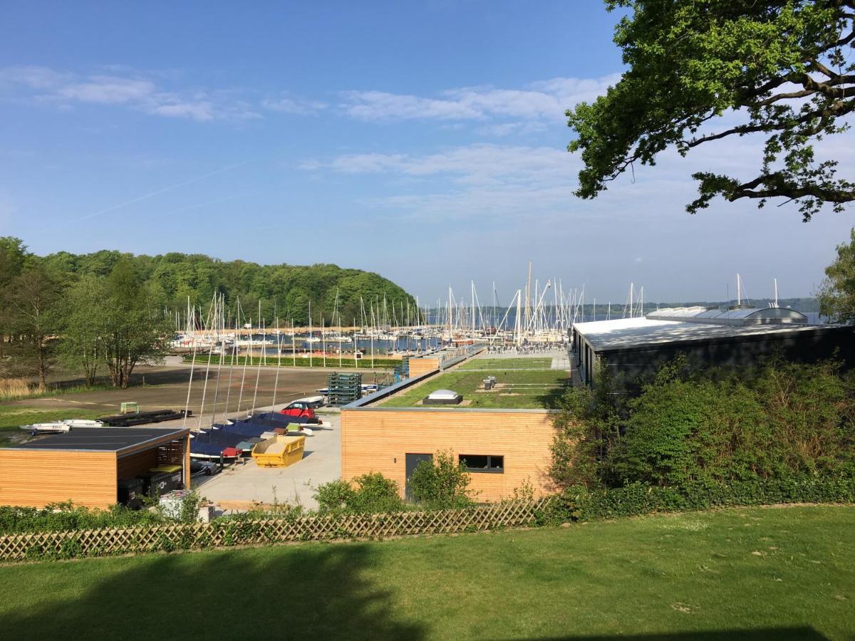 Ferienwohnung Yachthafen-Foerdeblick Глюксбург Экстерьер фото